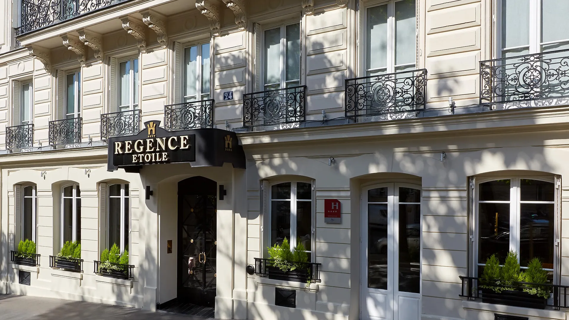Regence Etoile Hotel 4*
