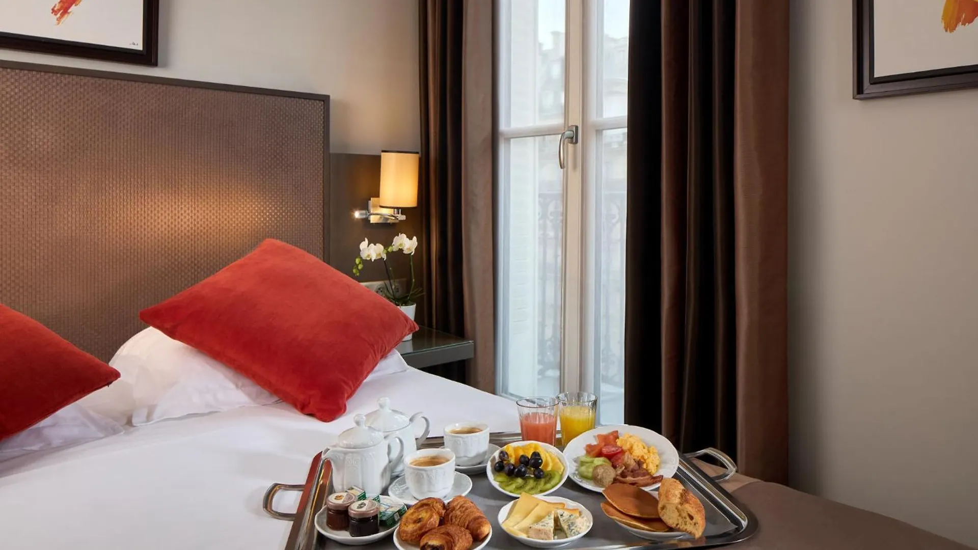 Regence Etoile Hotel